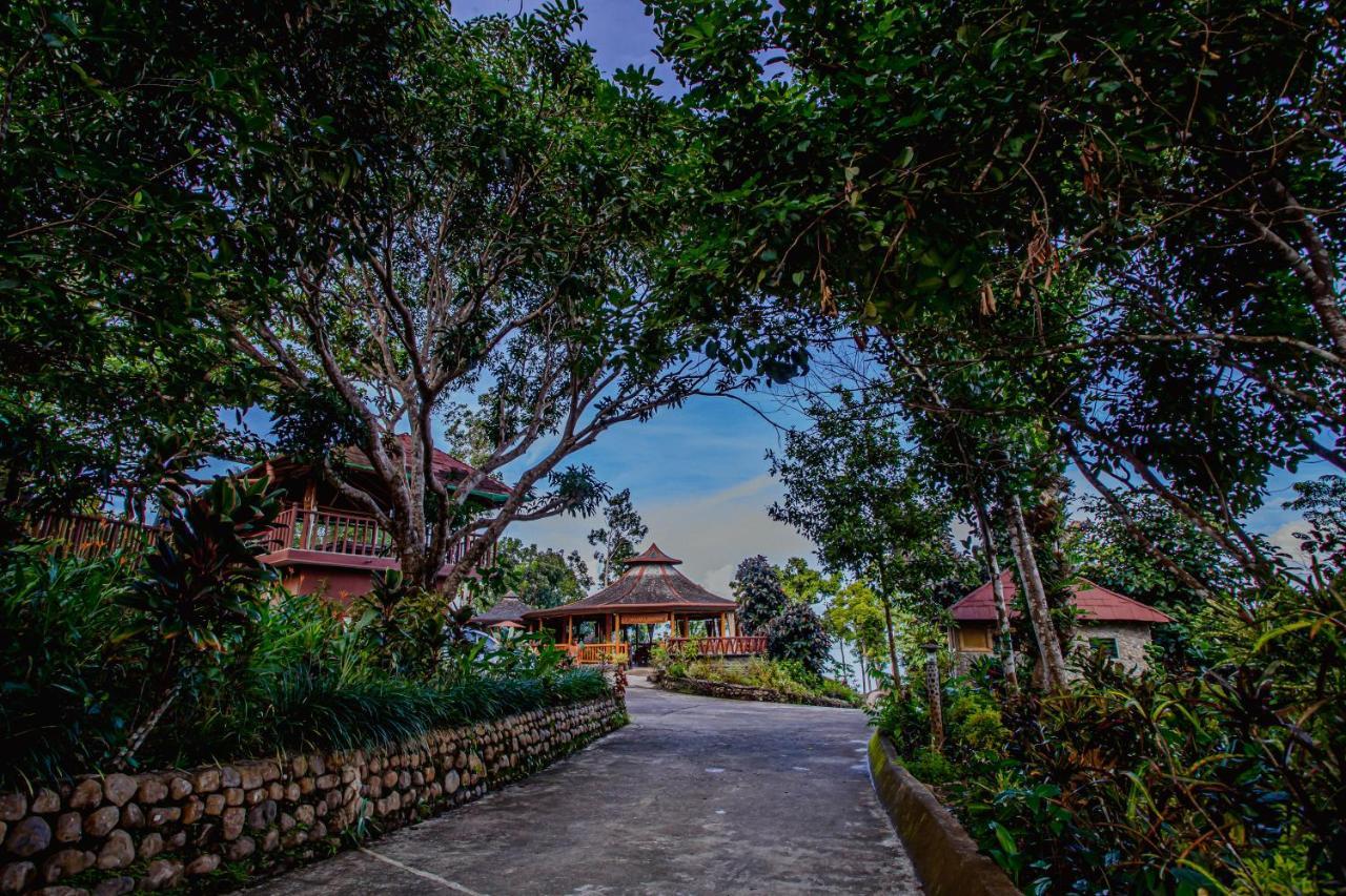 Atremaru Jungle Retreat Hotel Puerto Princesa Exterior photo