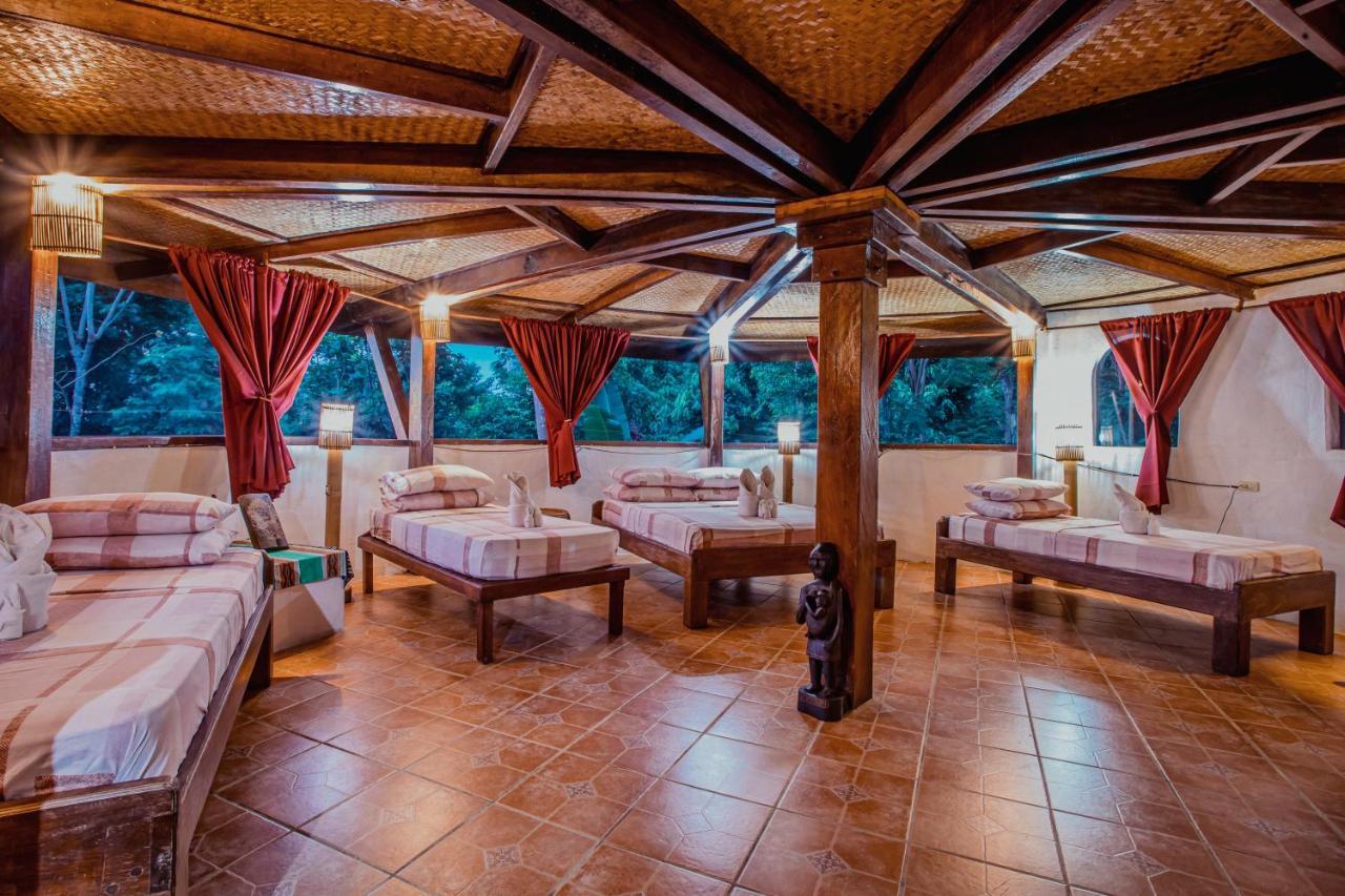 Atremaru Jungle Retreat Hotel Puerto Princesa Exterior photo